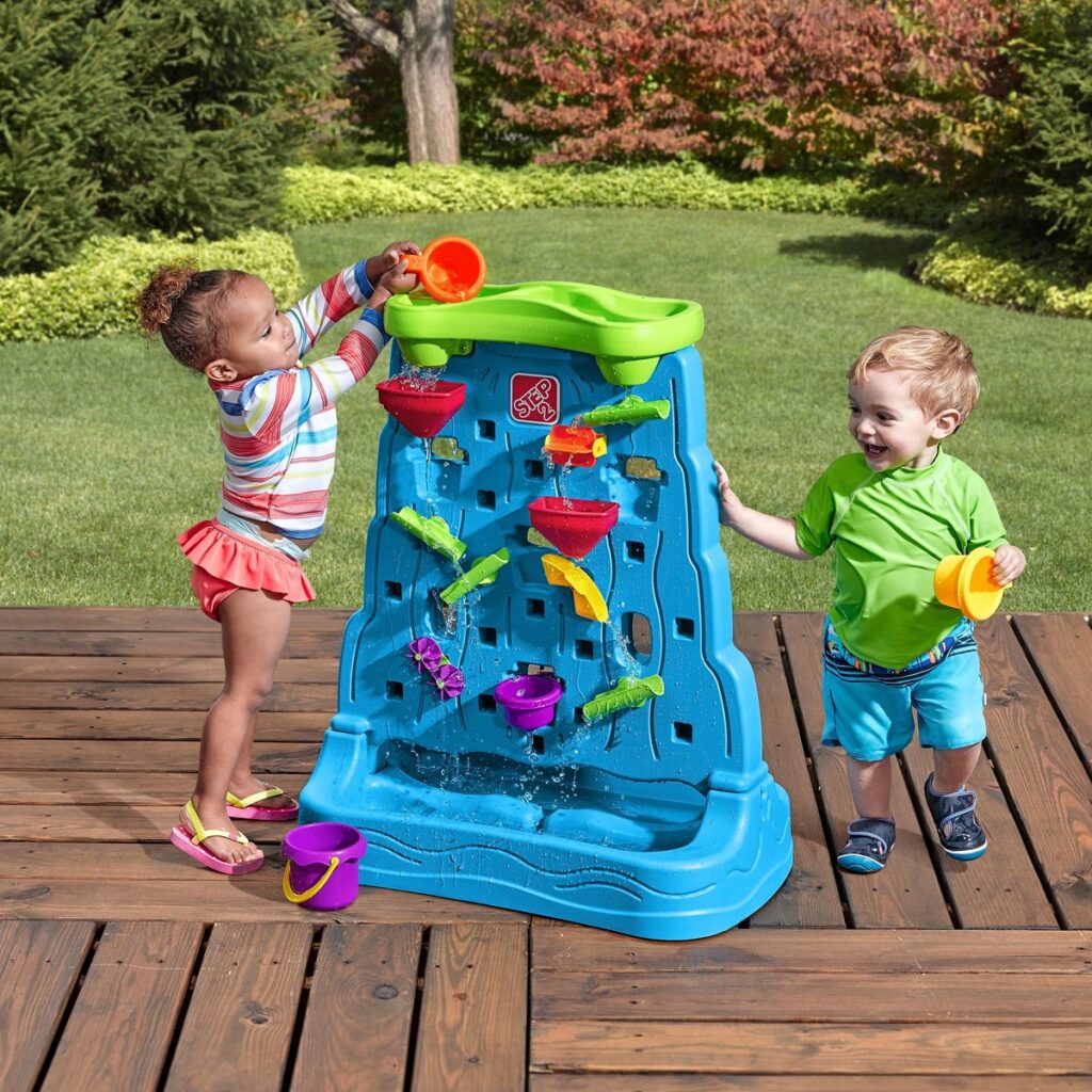Waterspeelgoed waterwand in tuin blauw groen